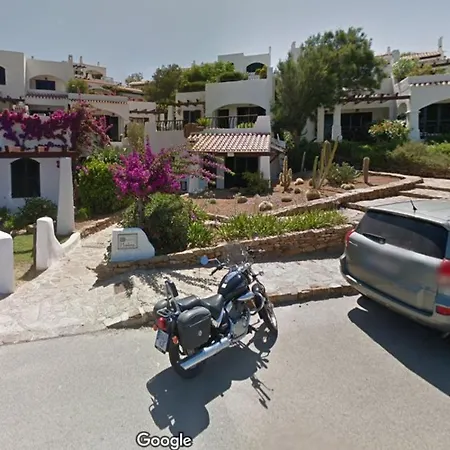 Apartment With Sea View And Garden. *
